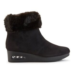 DKNY Women's Faux-Fur Wedge Ankle Booties NWT in box & wrapped. Size 9